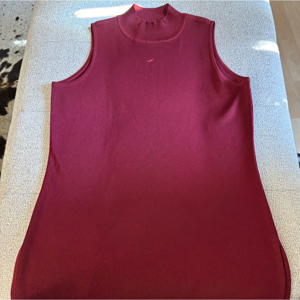 MISSOK Burgundy Sleeveless Mock Neck Knit Size‎ Small